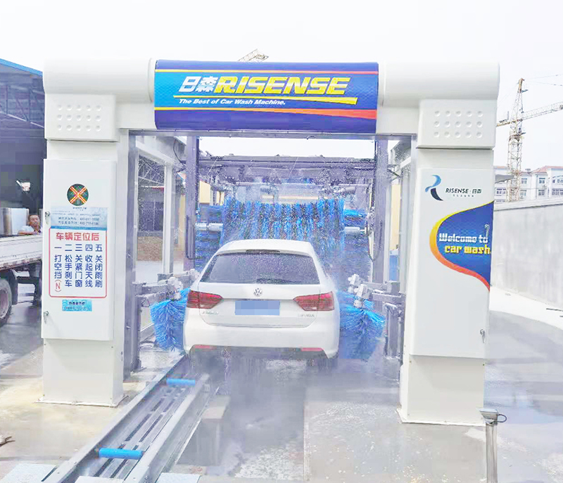 Automatic tunnel car wash machine CC-690