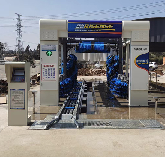 云南加油站安装日森隧道式洗车机